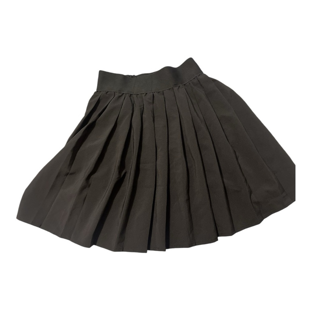 Girls XS black pleated Skort